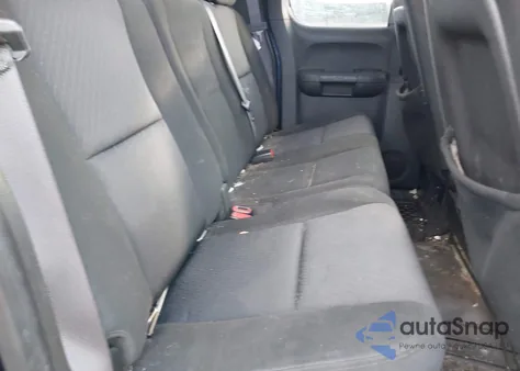 2010 GMC Sierra 1500 Sle z USA, uszkodzony, nr VIN 1GTSKVE04AZ215693